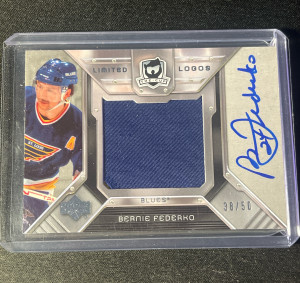 2006 The Cup Bernie Federko Limited Logos Patch Auto /50 front